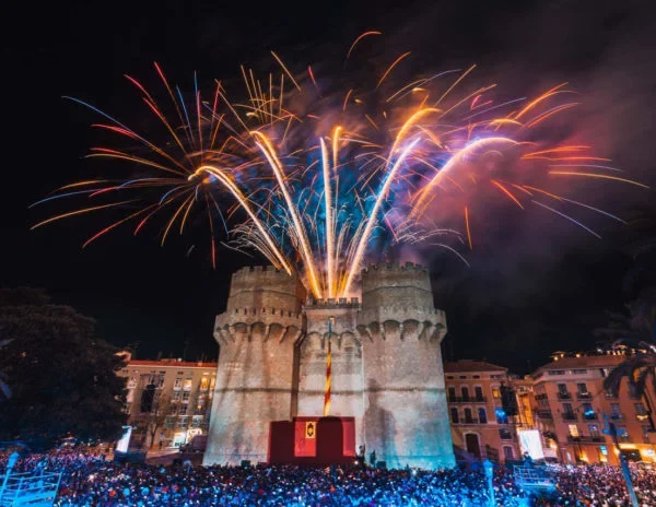 1. 🎆💥 Guía Completa de las Fallas de Valencia 2025: Todo lo que Necesitas Saber 💥🎆
